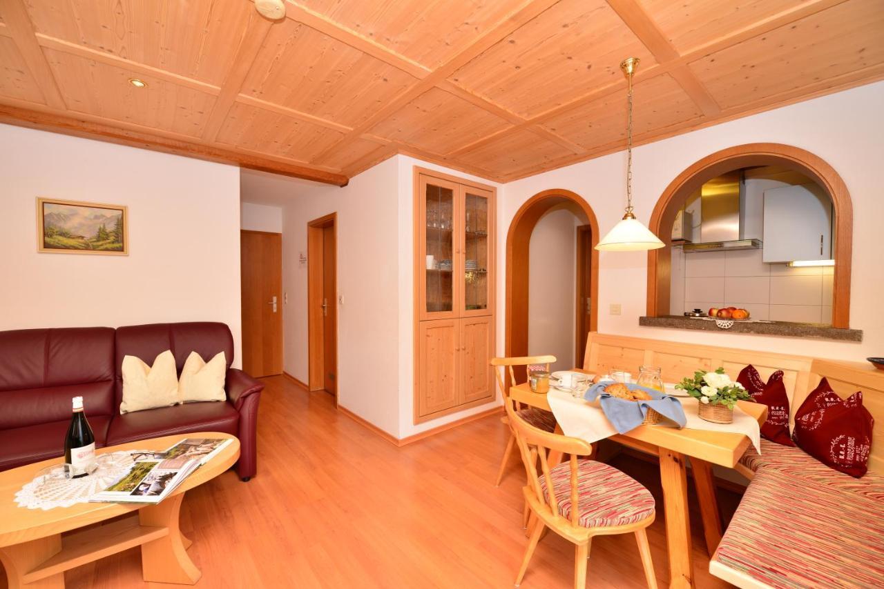 Ferienwohnungen Hennenmuehle Bad Hindelang Kamer foto