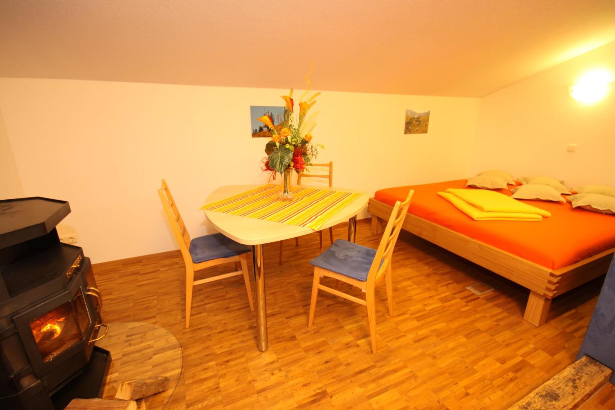 Ferienwohnungen Hennenmuehle Bad Hindelang Kamer foto