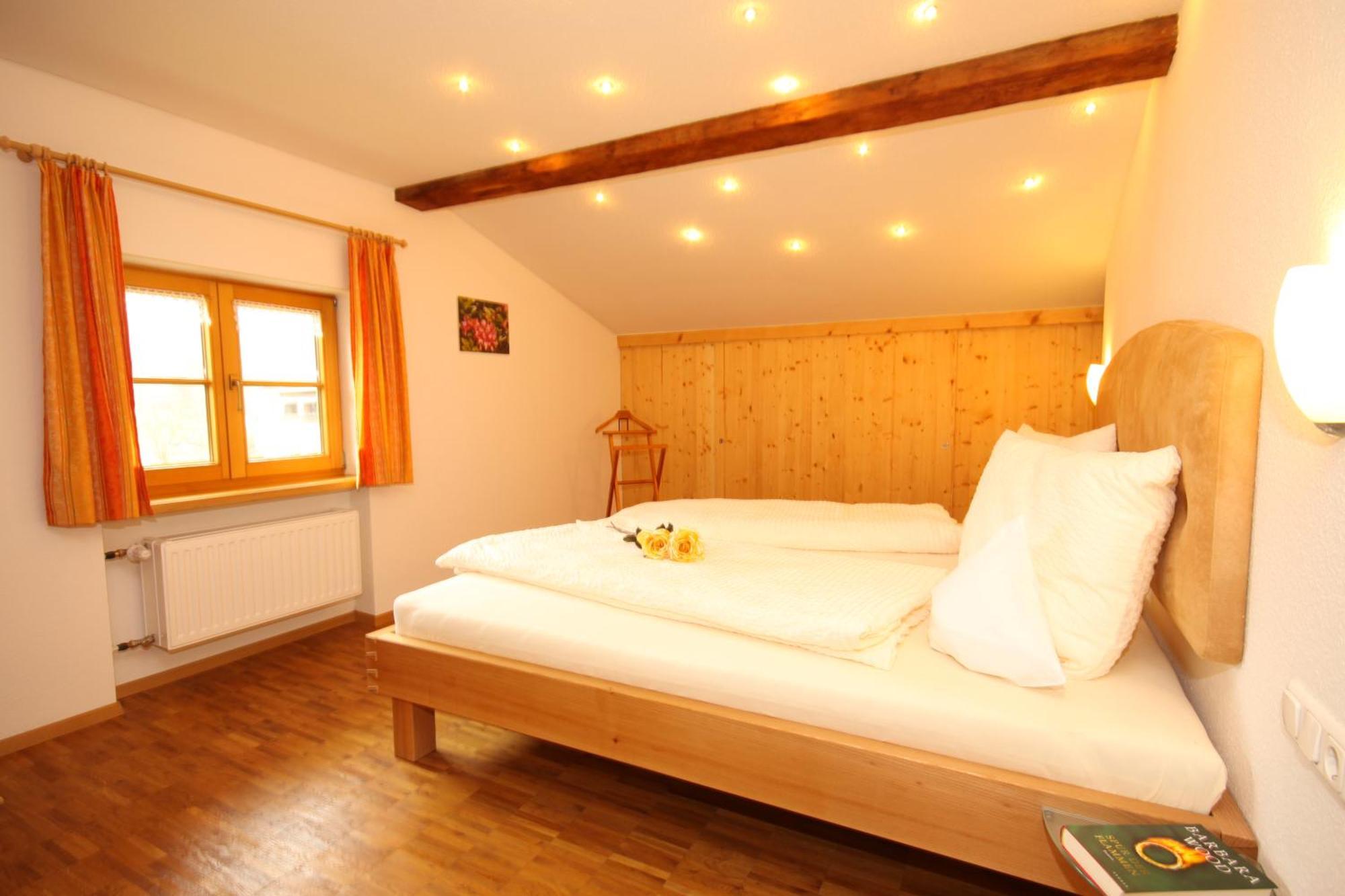 Ferienwohnungen Hennenmuehle Bad Hindelang Kamer foto